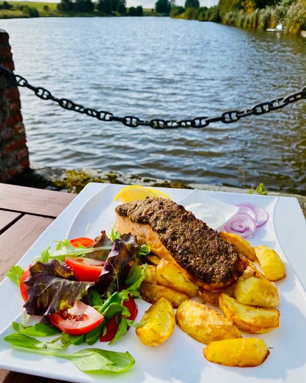 Brīvdienu Restorāns Ūdensdzirnavās